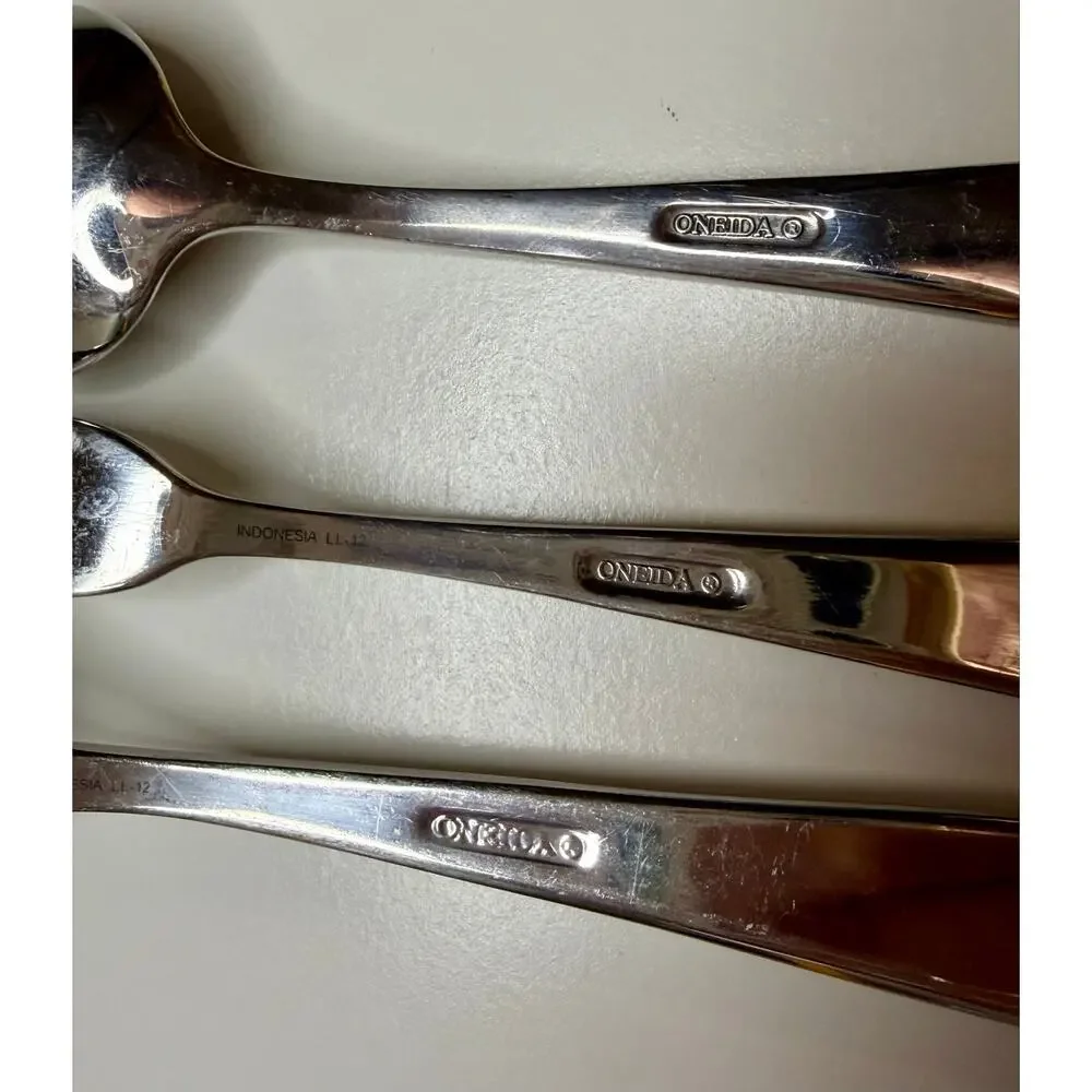 Oneida mooncrest stainless